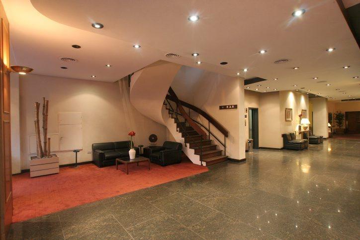 Отель Garden Plaza Сан-Мигель-де-Тукуман Экстерьер фото